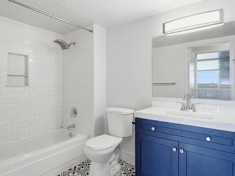 601 W 11th Ave #714 — Photo 13