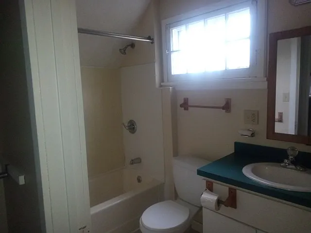 1 bed, 500 sqft, $645 — Photo 2