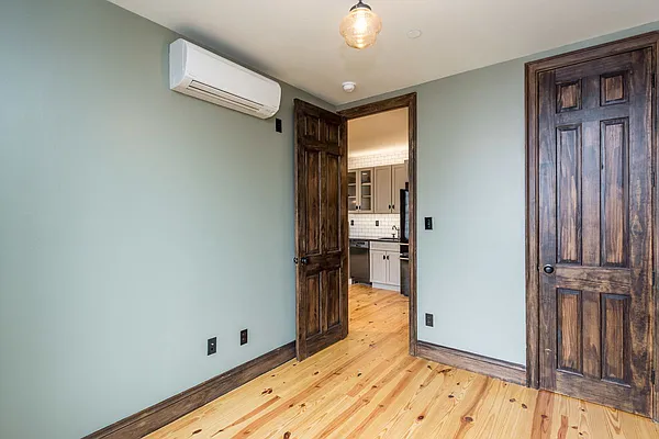 Rented by Arvik Group Real Estate | media 2