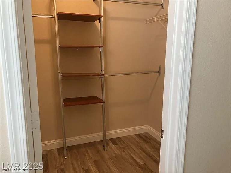 3120 Whispering Canyon Ct — Photo 39