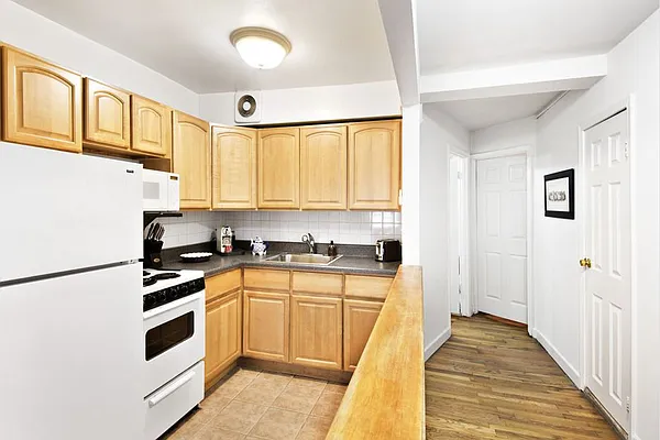 Rented by Stribling | media 7