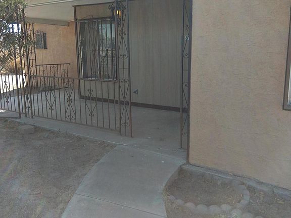 5th image of 8706 Roseway Dr