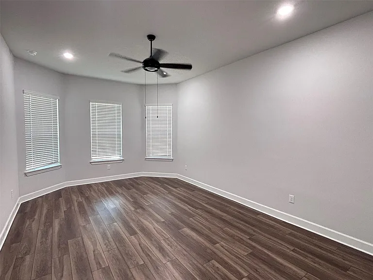 713 Coppell Ct — Photo 23