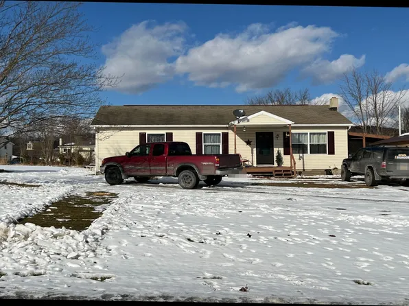 110 Gooserun Rd, Tunkhannock, PA 18657