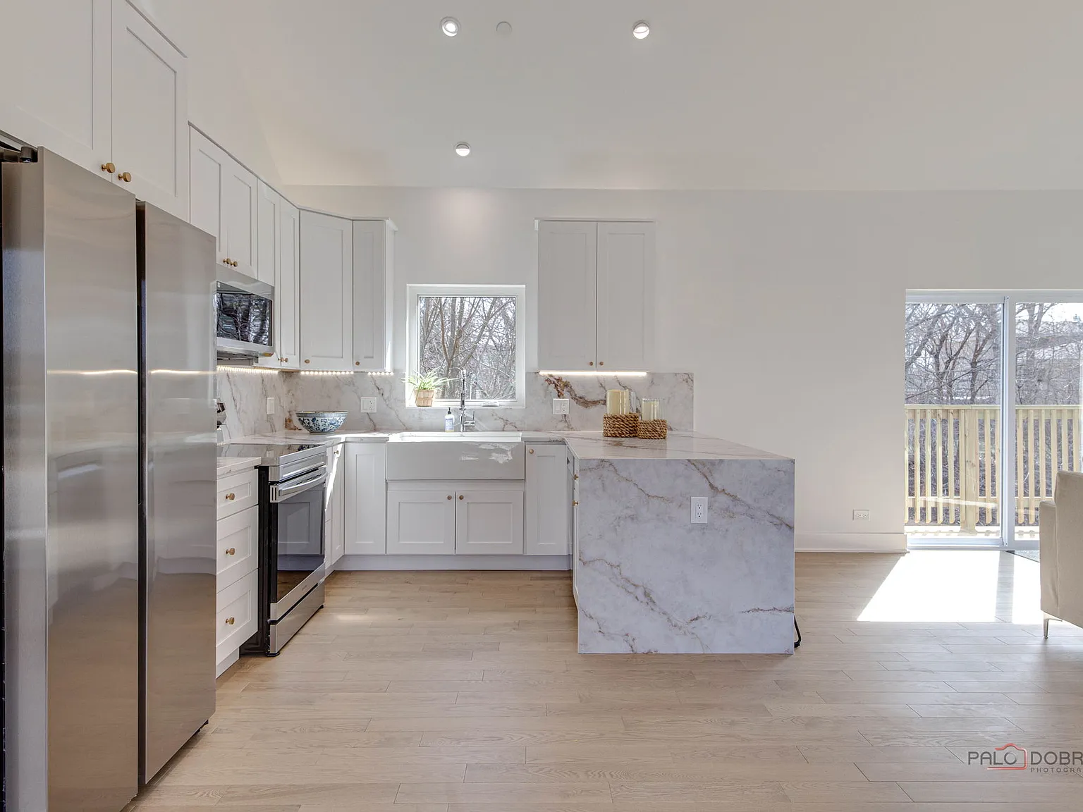 2 bed, 1766 sqft, $4,200 — Photo 3