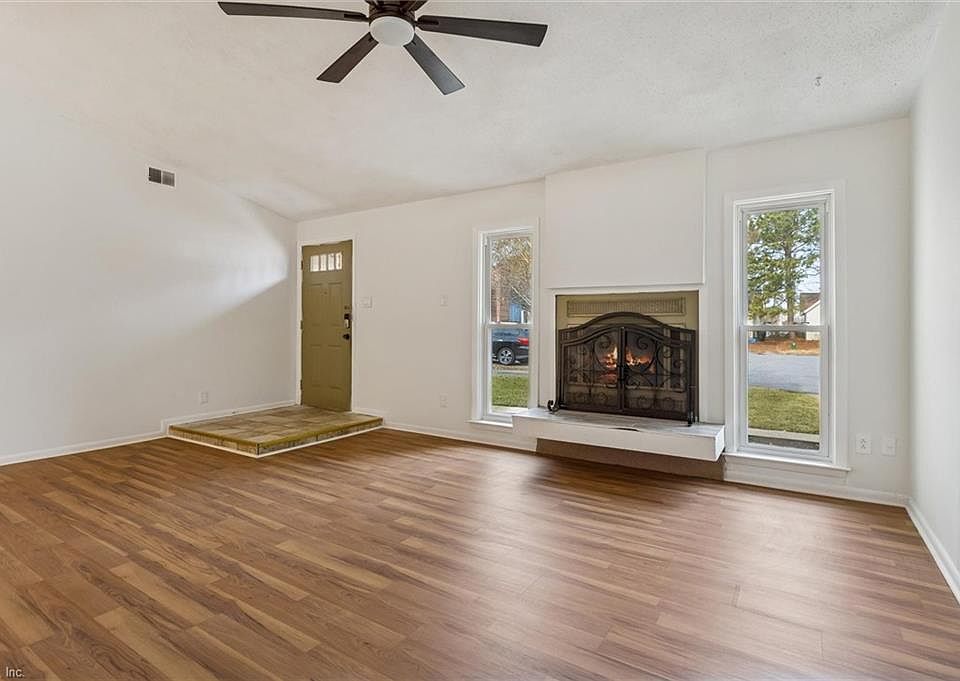 1st image of 1116 Tall Oak Dr