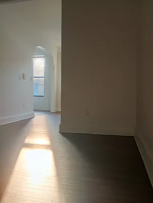 Rented by Nest Seekers International | media 22