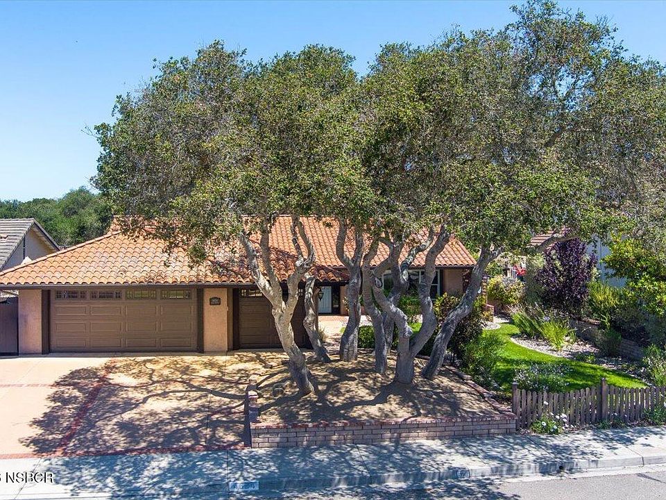 1st image of 4624 Titan Ave