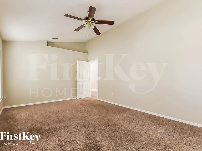 1033 Old Barn Rd — Photo 11