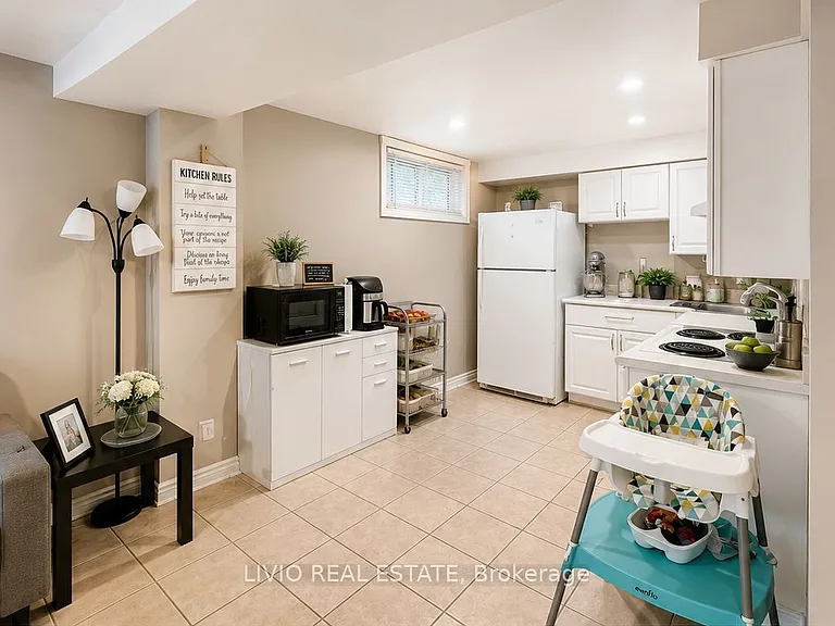 8 Janray Dr #BASEMENT — Photo 4