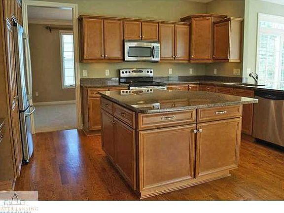 3rd image of 13269 Blaisdell Dr