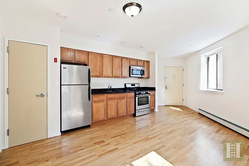 2nd image of 150 E 151st St APT 4
