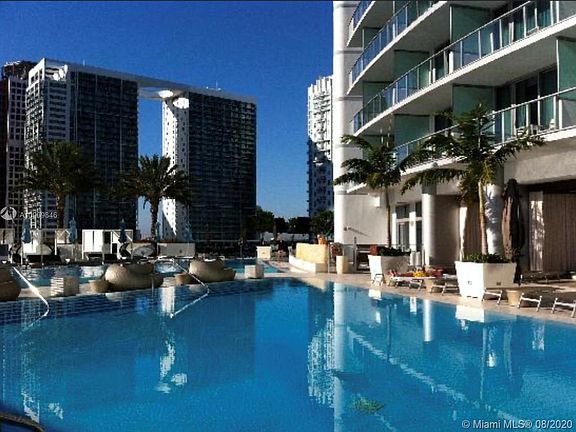 3rd image of 200 Biscayne Blvd Unit 4611