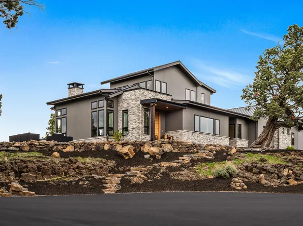 20605 Lowe Ln, Bend, OR 97703