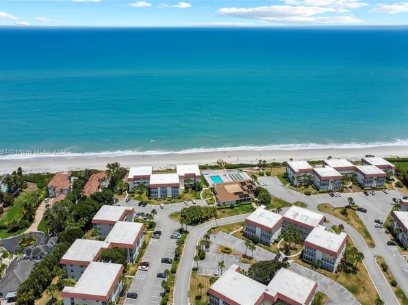 5400 Highway A1a APT E11, Vero Beach, FL 32963