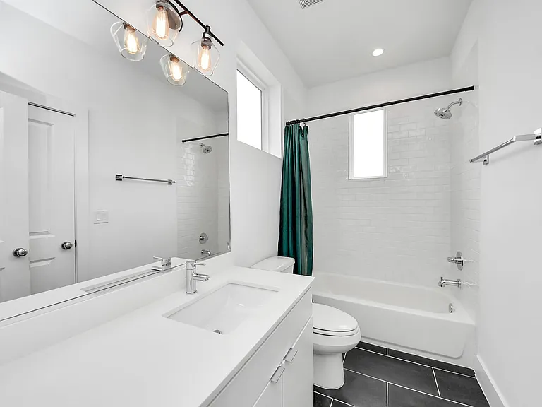 5823 Dolores St — Photo 16