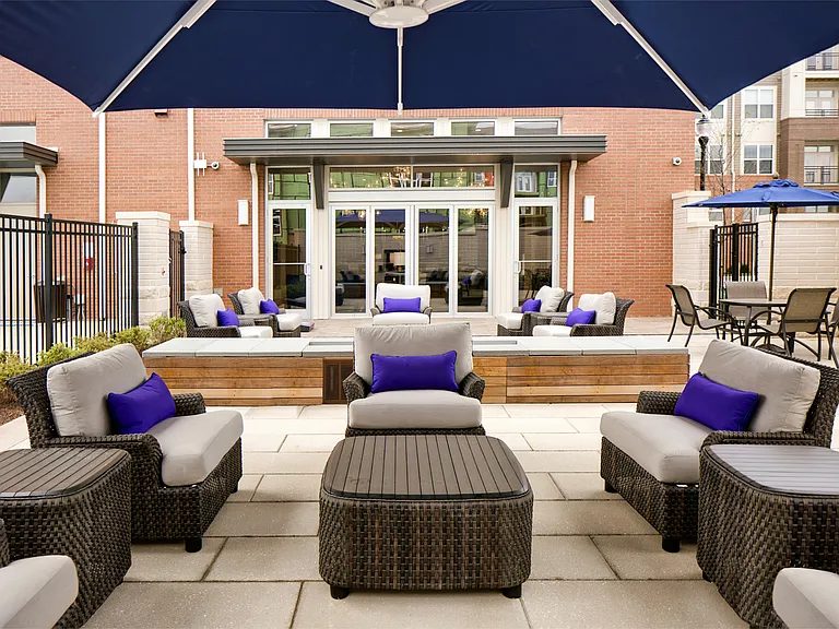 Azure Oxford Square — Photo 13