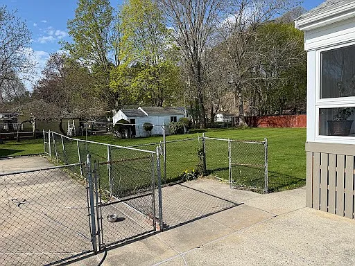 16 Indian Rock Dr — Photo 12