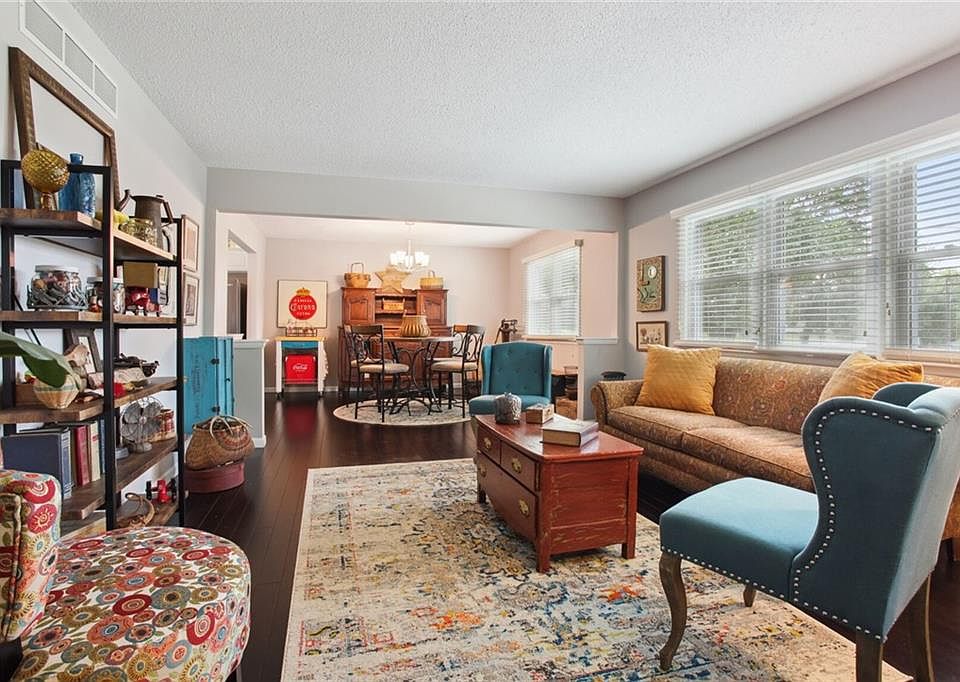 9800 NW 82nd Ter, Weatherby Lake, MO 64152 Zillow