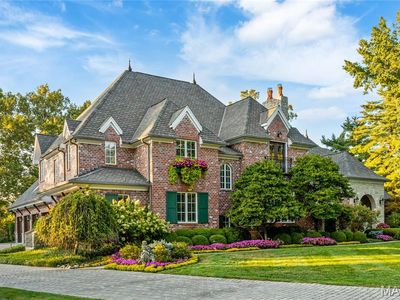 10 Ridgecreek Rd, Saint Louis, MO, 63141