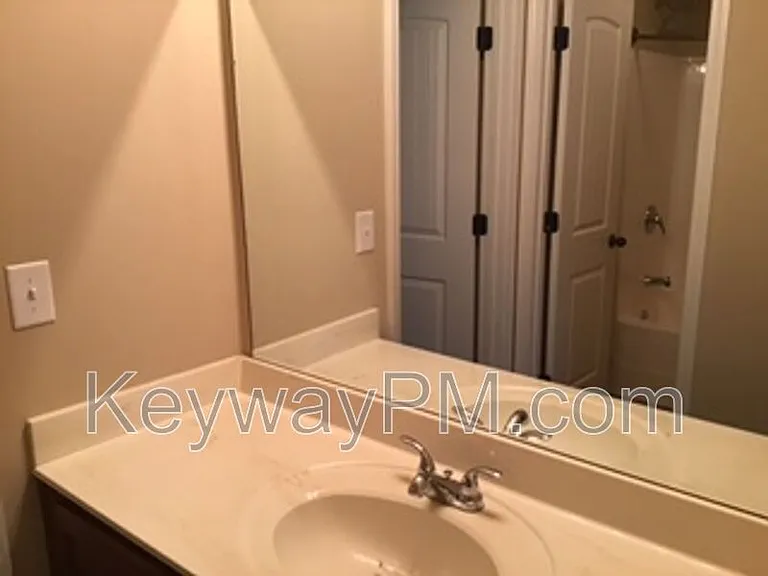 6017 Reynolds Cir — Photo 19