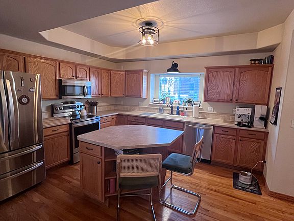 Kitchen alternate view