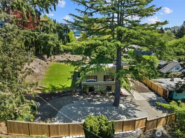 130 NW 56th Street, Seattle, WA 98107