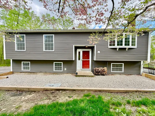 39 Peach Farm Road, Oxford, CT 06478