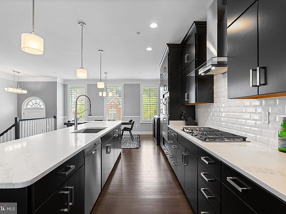 4th image of 8506 Pine Springs Dr #1