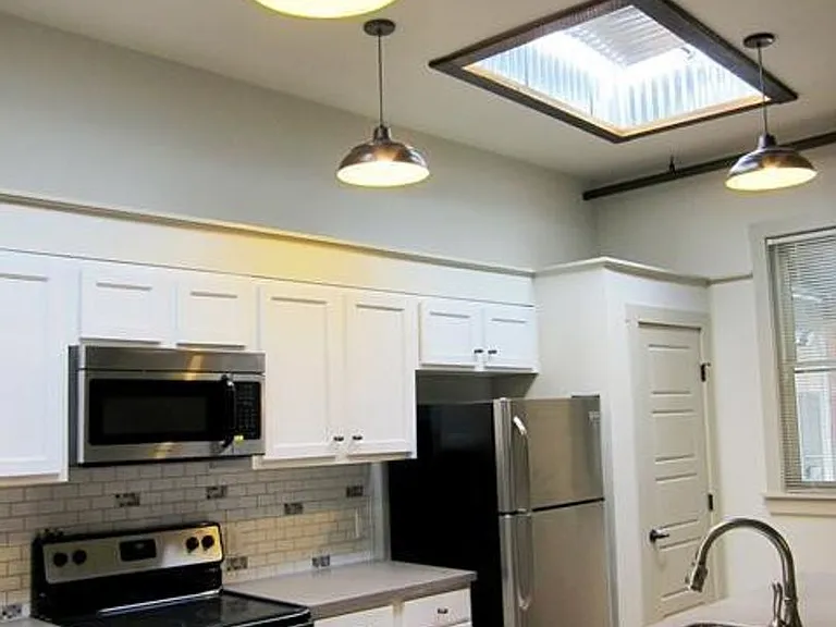120 Goldsboro St SW — Photo 2