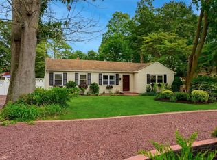 51 Harned Rd, Commack, NY 11725