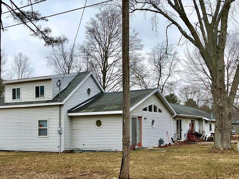 2nd image of 5286 Wickham Dr