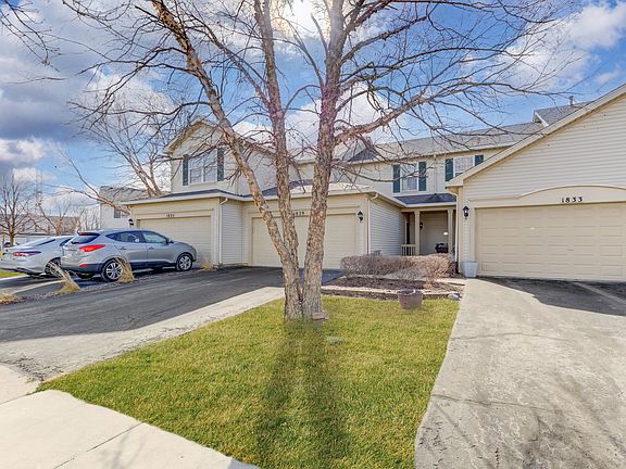 4th image of 1829 N Wentworth Cir Unit 1829
