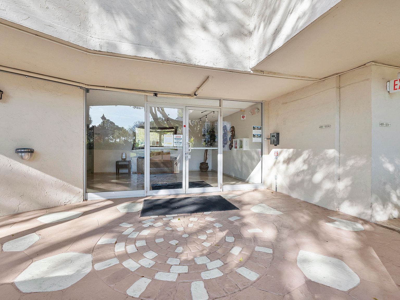 7001 Environ Boulevard #401