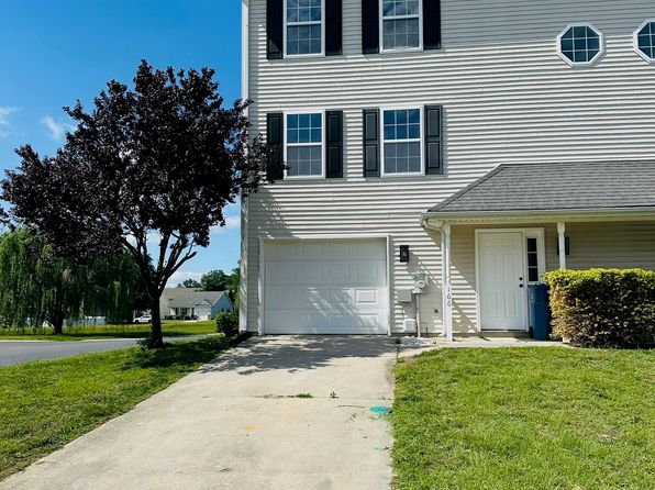 166 Downey Oak Cir