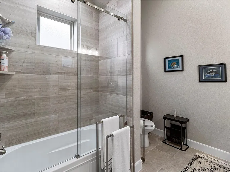 114 La Vie Dr — Photo 23