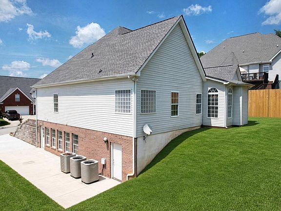 5th image of 2266 Red Tail Ln