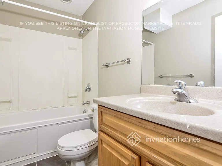 351 4th Ave S — Photo 16