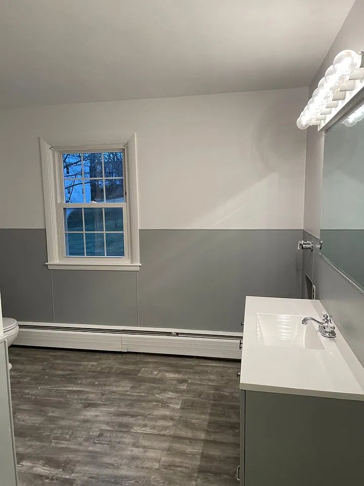 3 bed, 2800 sqft, $2,000 — Photo 1