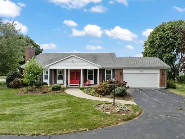 7 Hanley Farm Rd, Warren, RI 02885