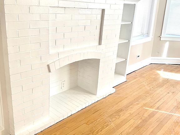 4th image of 8002 S Marshfield Ave #2