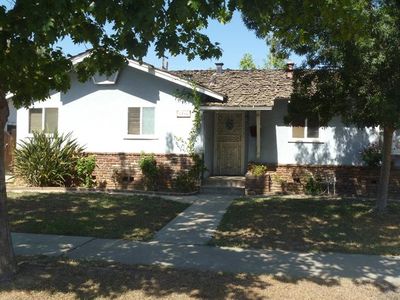 1046 W Indianapolis Ave, Fresno, CA, 93705