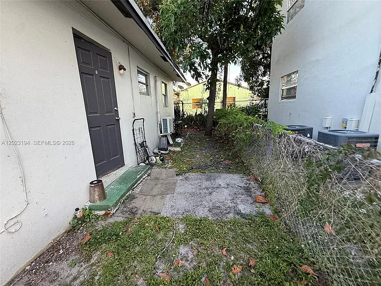 2216 Fillmore St #1-10 — Photo 10