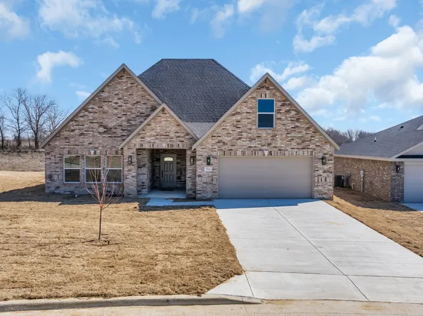 811 Indian Plains Rd, Ardmore, OK 73401