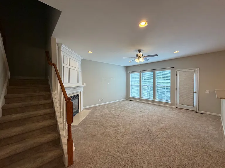 1108 Harding Dr — Photo 8