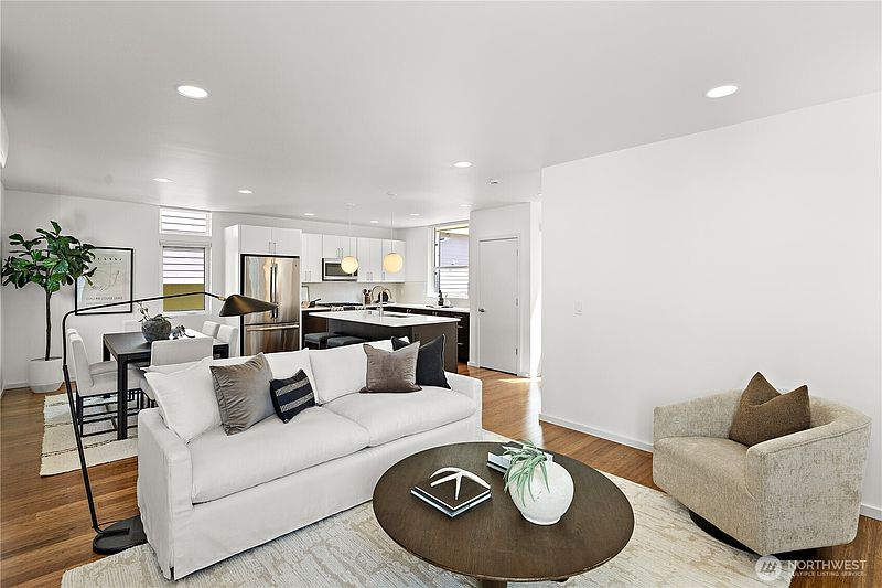 5th image of 705 18th Avenue S #B
