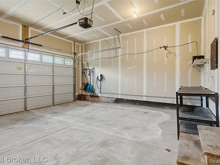 26978 Maxwell Ct — Photo 36