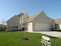 1725 Stonewall Cir photo 1
