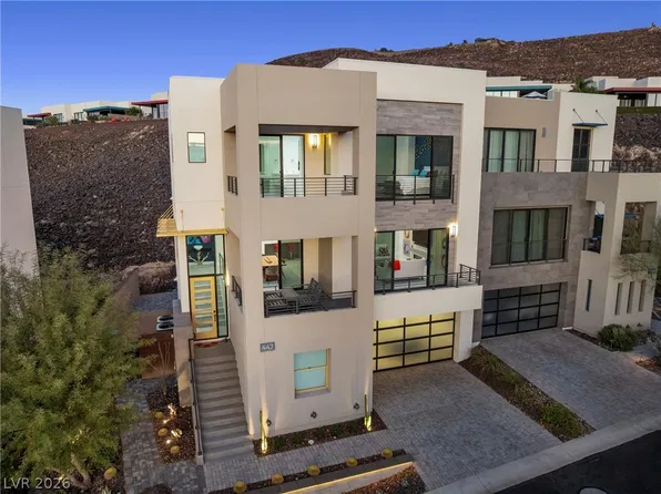 442 Serenity Point Dr, Henderson, NV 89012