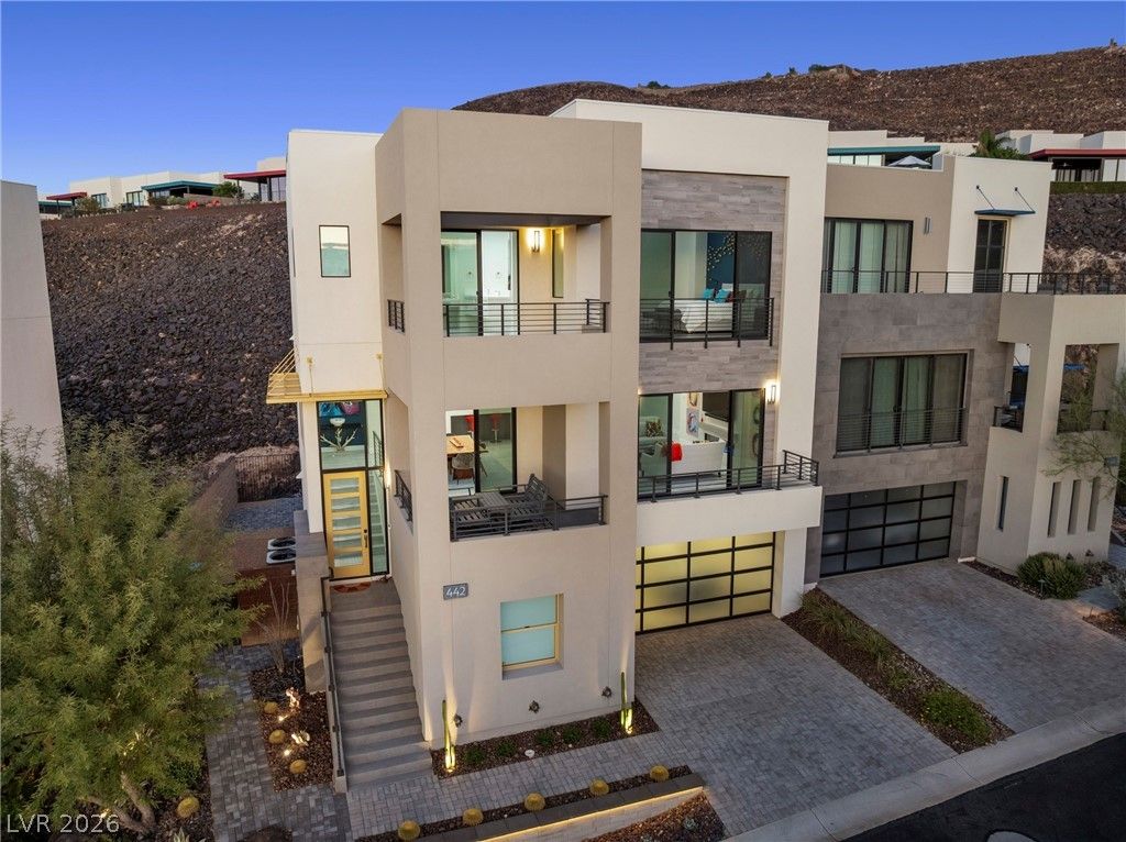 Private club home